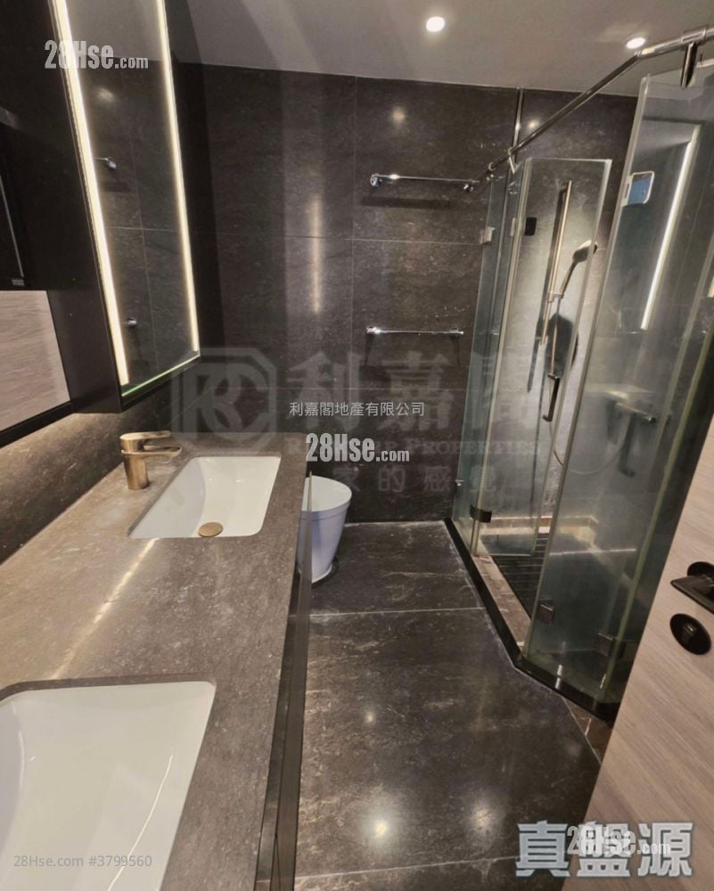 Fleur Pavilia Sell 3 Bedrooms 1,066 ft²