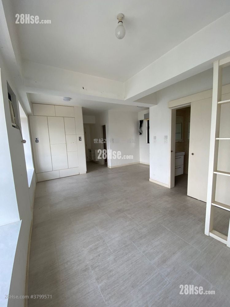 Sunshine Grove Sell 2 Bedrooms , 1 Bathroom 477 ft²