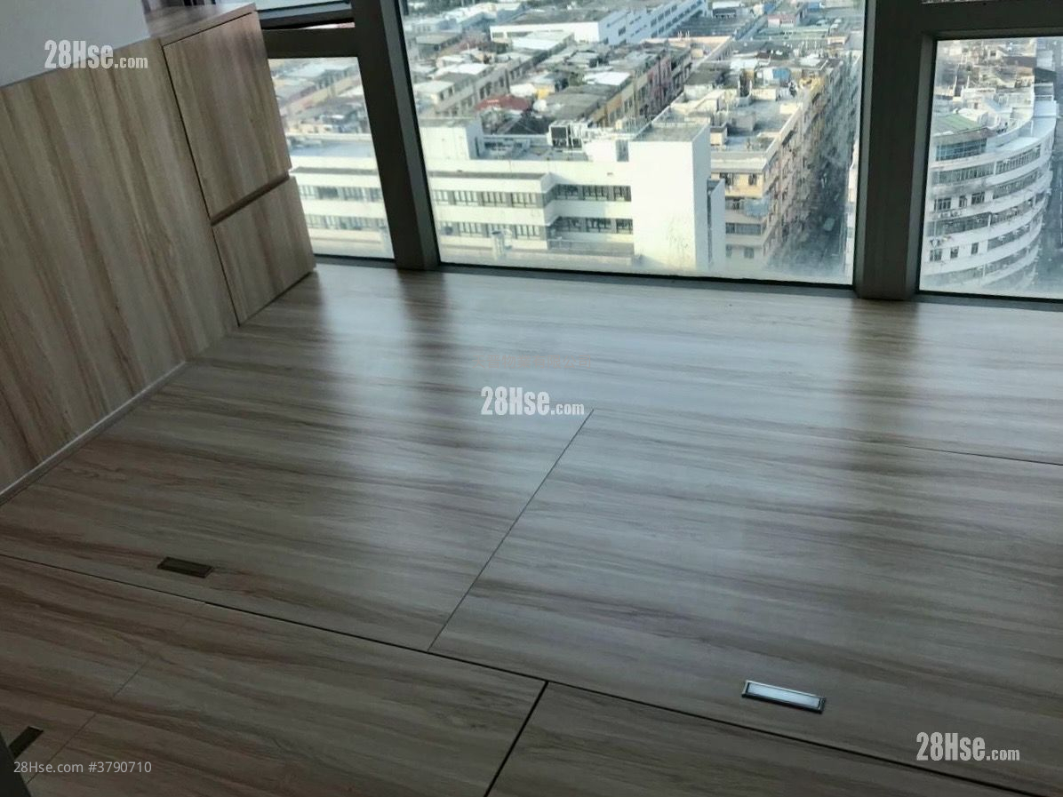 Grand Waterfront Sell 2 Bedrooms , 1 Bathroom 360 ft²