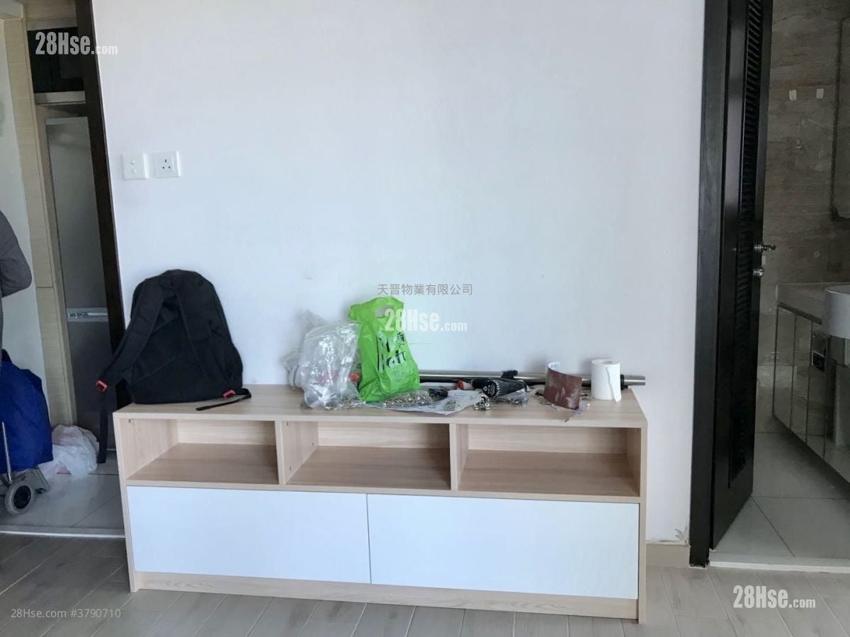 Grand Waterfront Sell 2 Bedrooms , 1 Bathroom 360 ft²