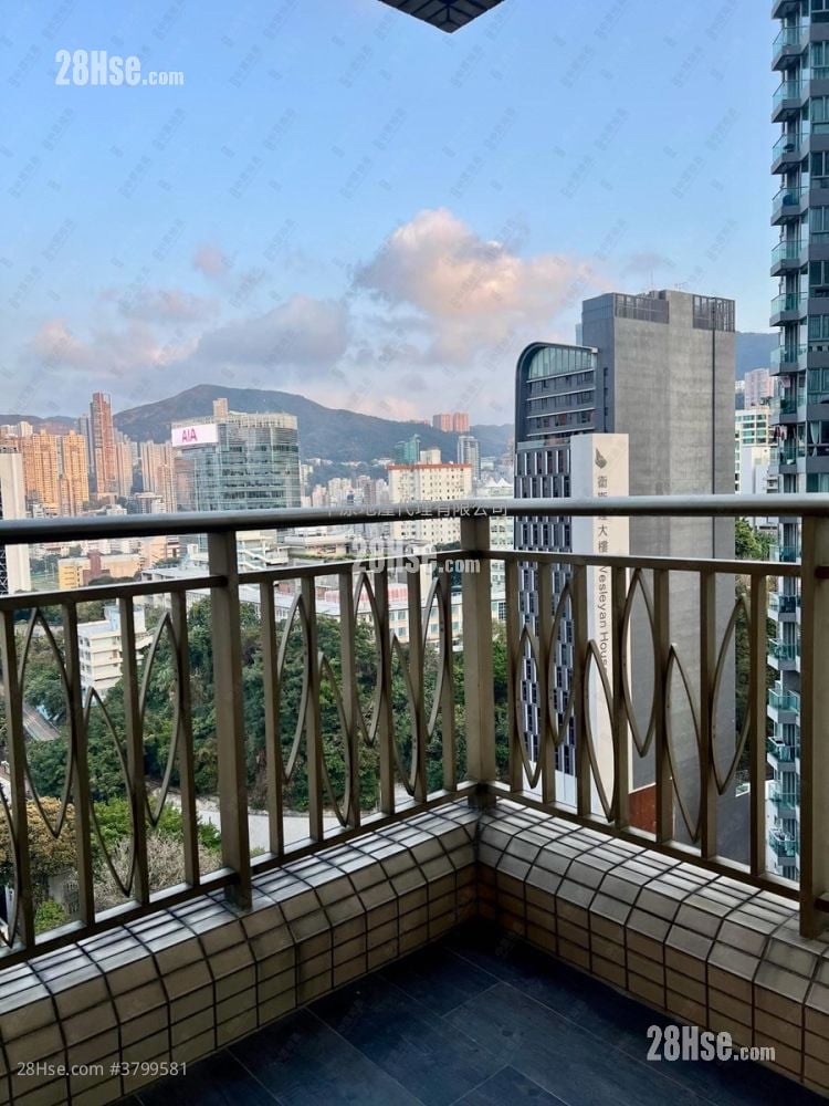 The Zenith Sell 2 Bedrooms , 2 Bathrooms 607 ft²