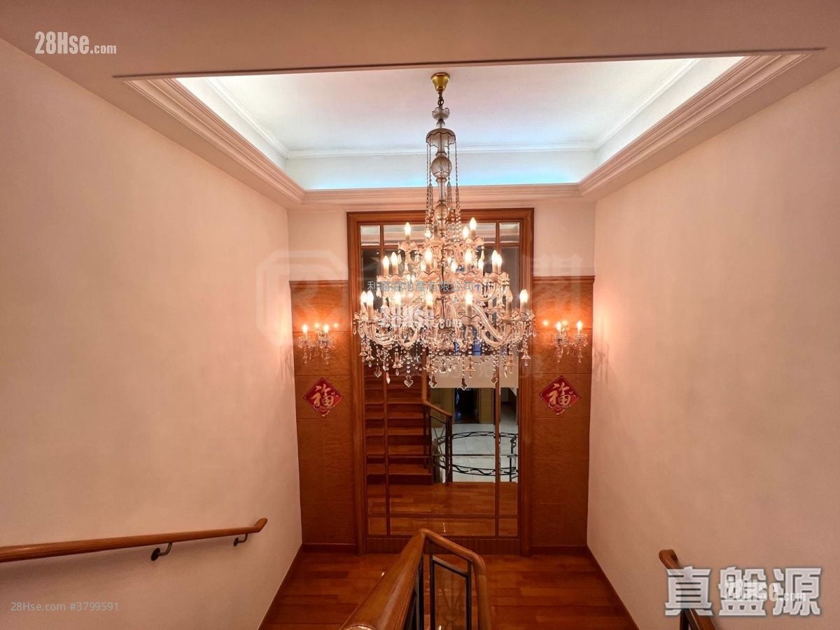 Emperor Place Sell 5+ Bedrooms 4,310 ft²