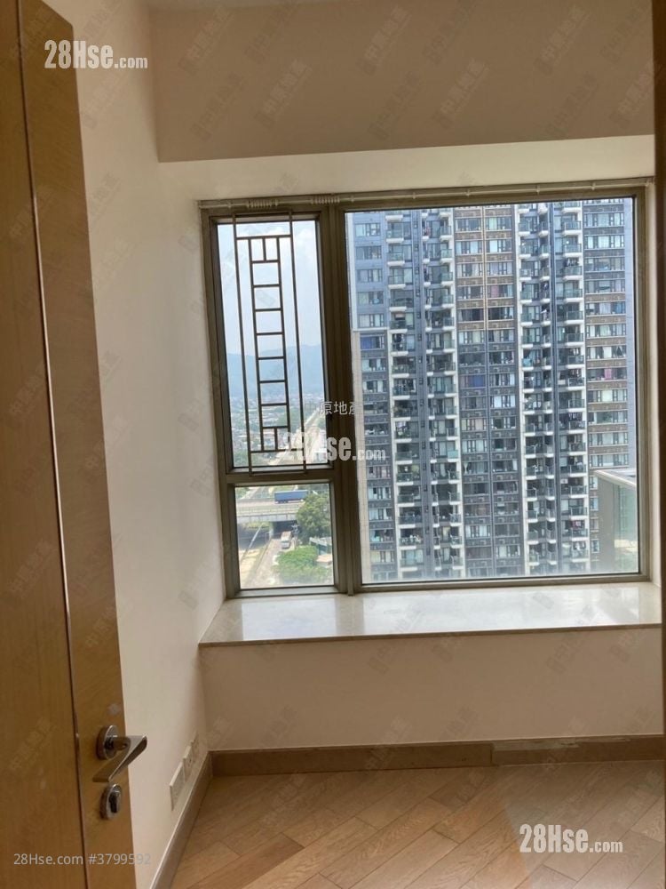 La Grove Sell 3 Bedrooms 686 ft²