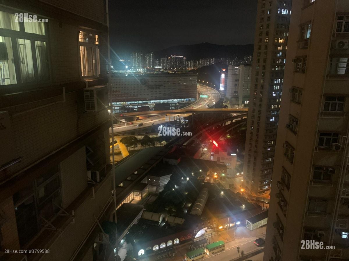 Yuet Lai Court Sell 2 Bedrooms , 1 Bathroom 421 ft²