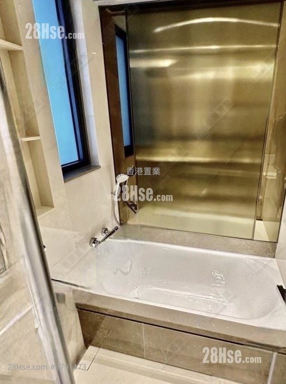 港岛南岸 租盘 3 房 , 2 浴室 919 平方尺