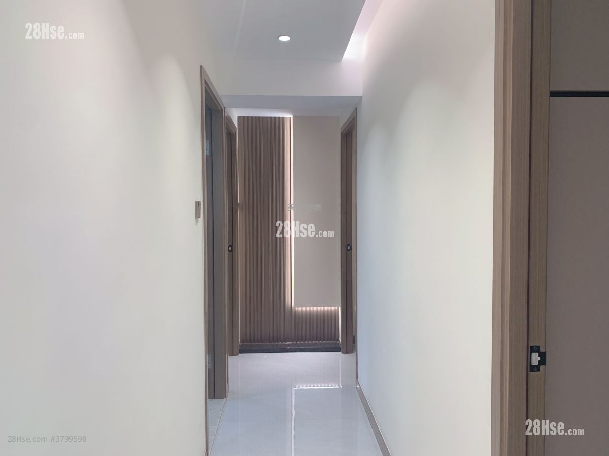 明苑阁 售盘 3 房 , 3 浴室 1,107 平方尺