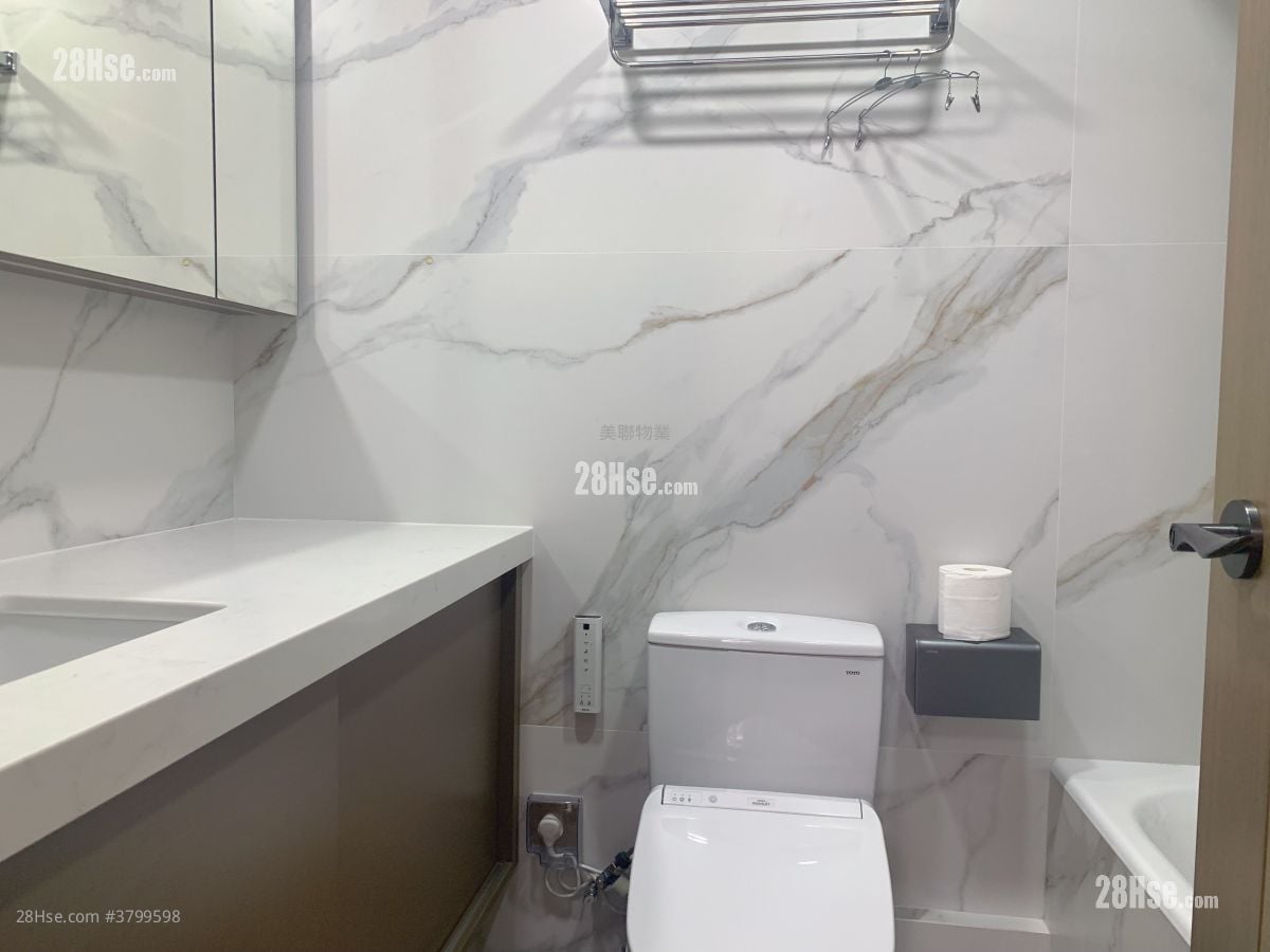 明苑阁 售盘 3 房 , 3 浴室 1,107 平方尺