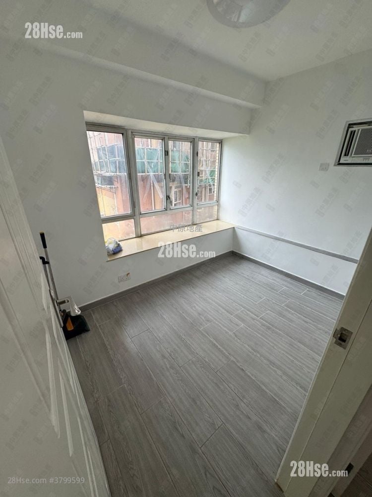 愉景花园 售盘 3 房 , 1 浴室 524 平方尺