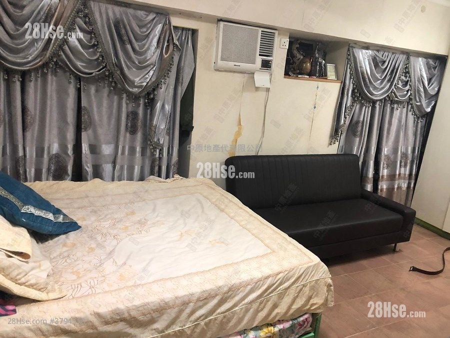 Alpine Garden Sell 3 Bedrooms , 2 Bathrooms 814 ft²