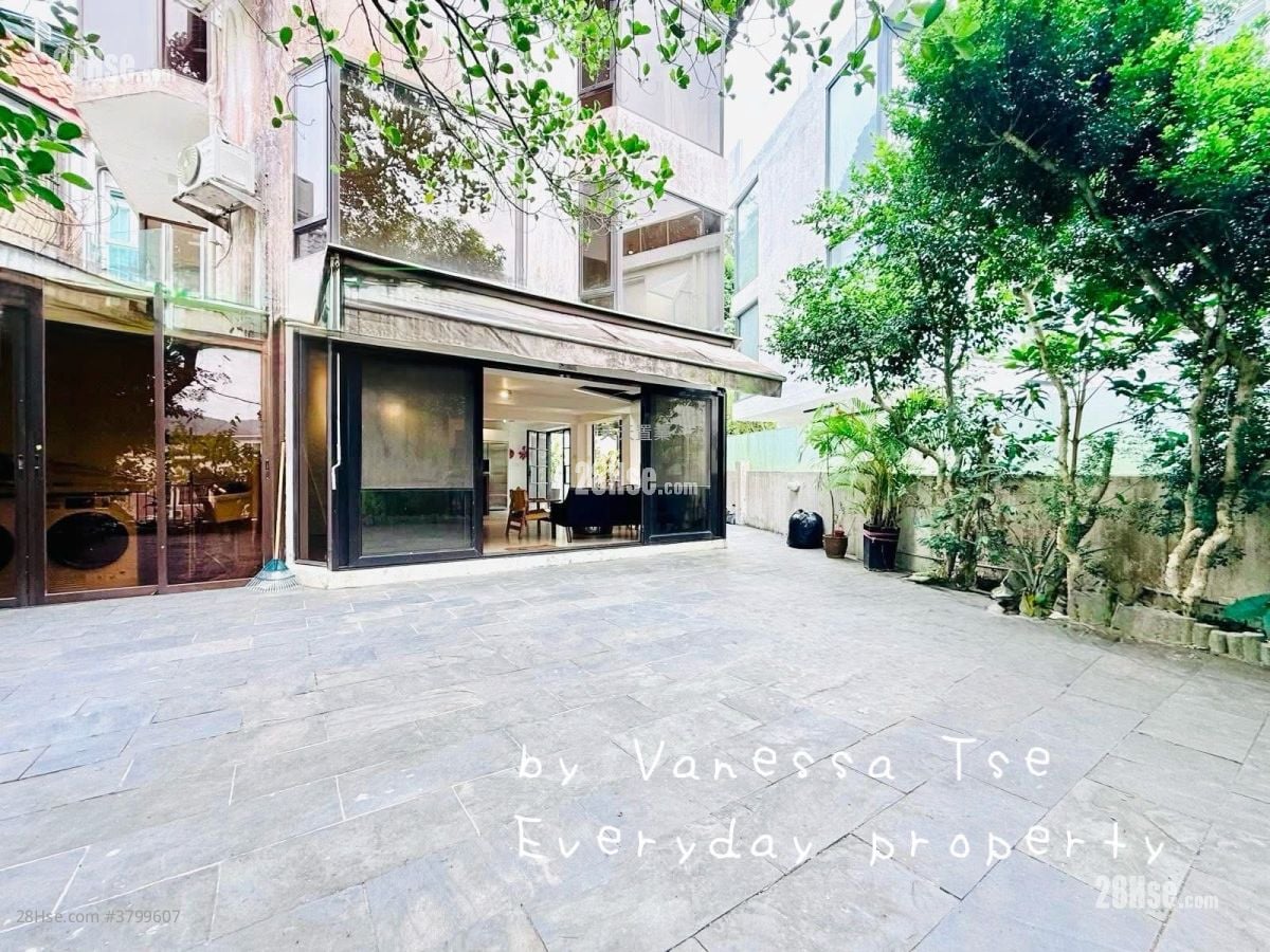 村屋 售盘 4 房 , 4 浴室 1,800 平方尺