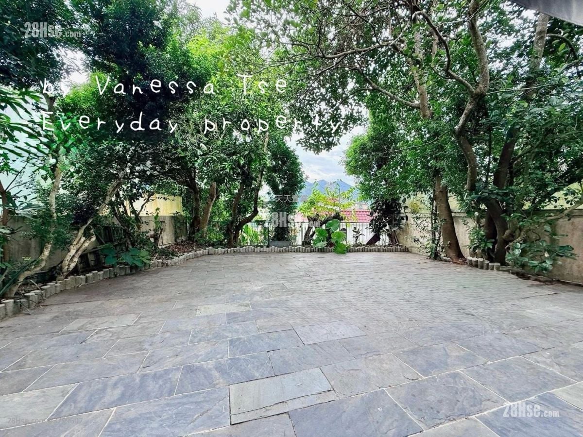 村屋 售盘 4 房 , 4 浴室 1,800 平方尺