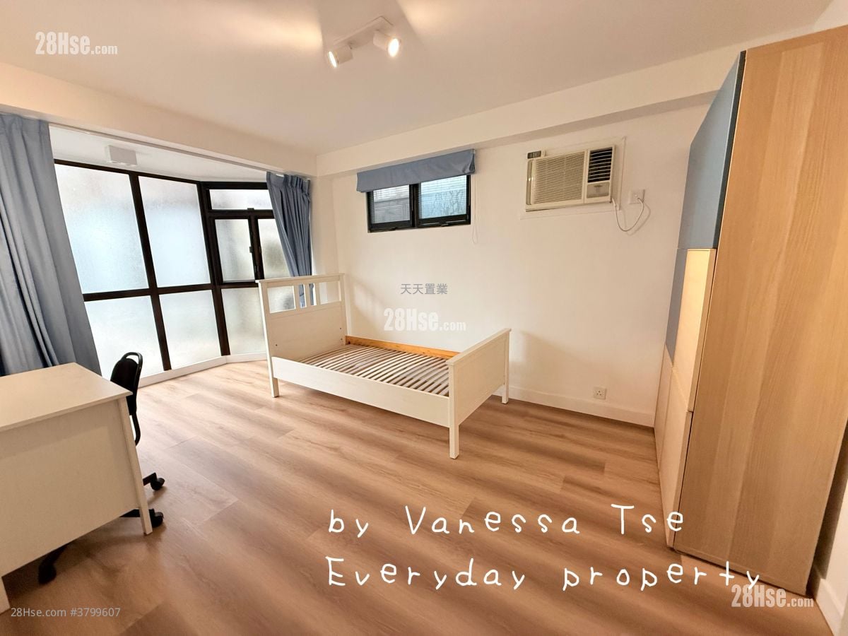 村屋 售盘 4 房 , 4 浴室 1,800 平方尺