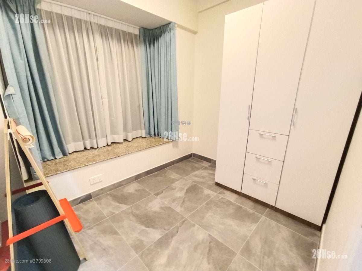 Villa Pinada House Rental 2 Bedrooms , 2 Bathrooms 580 ft²