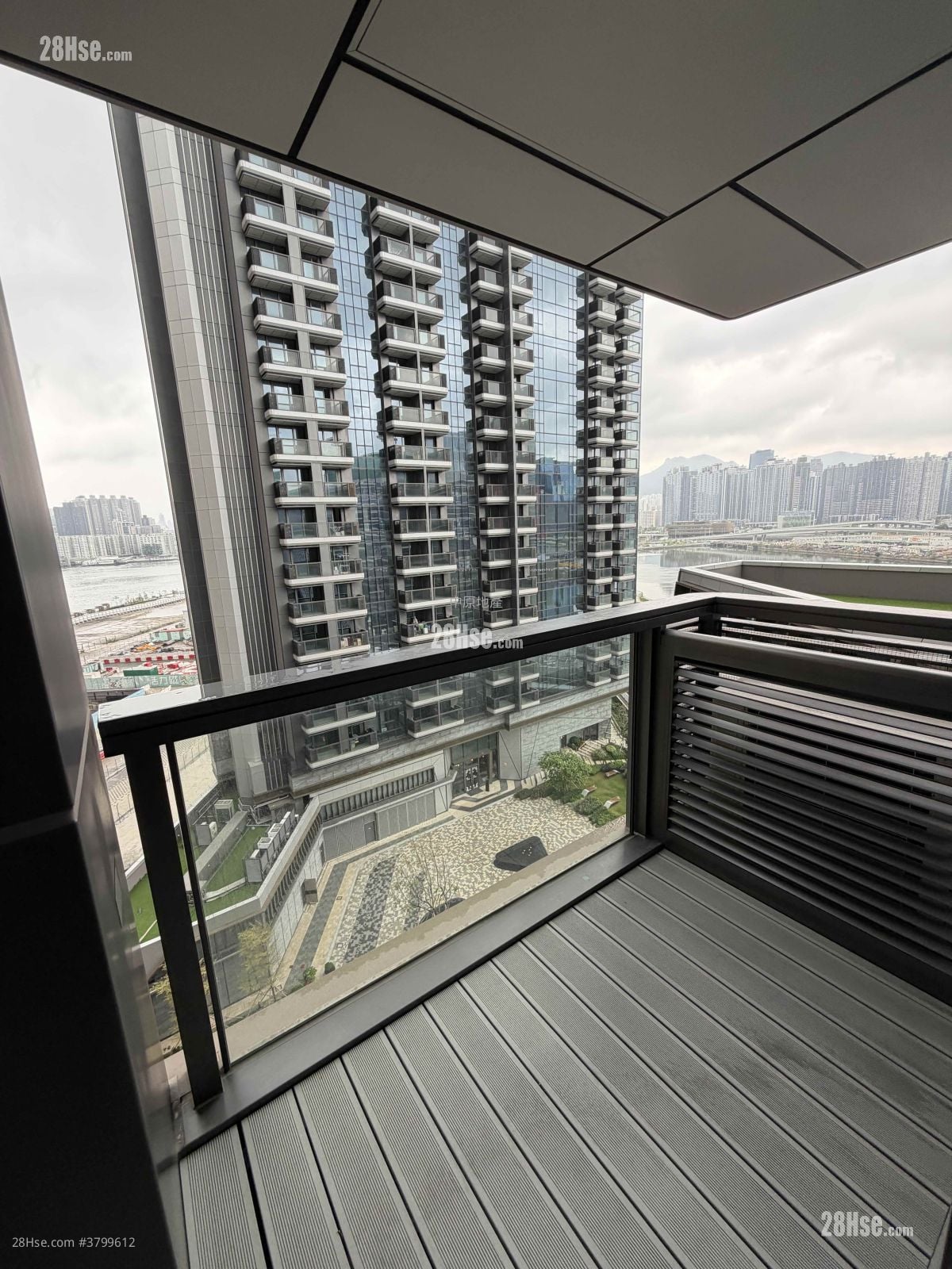 启德海湾 租盘 315 平方尺