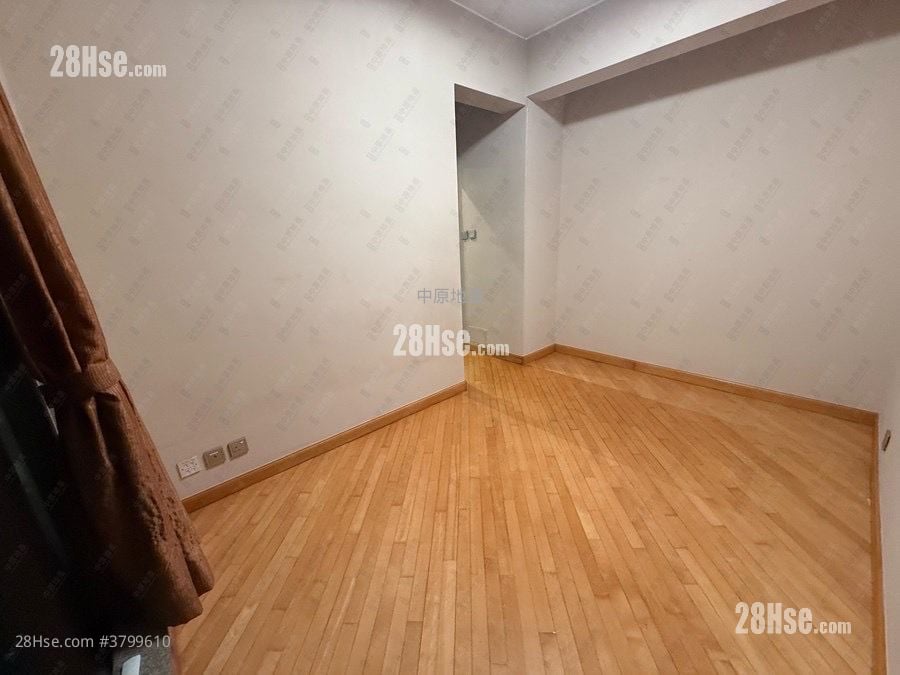 朗怡居 售盘 2 房 552 平方尺