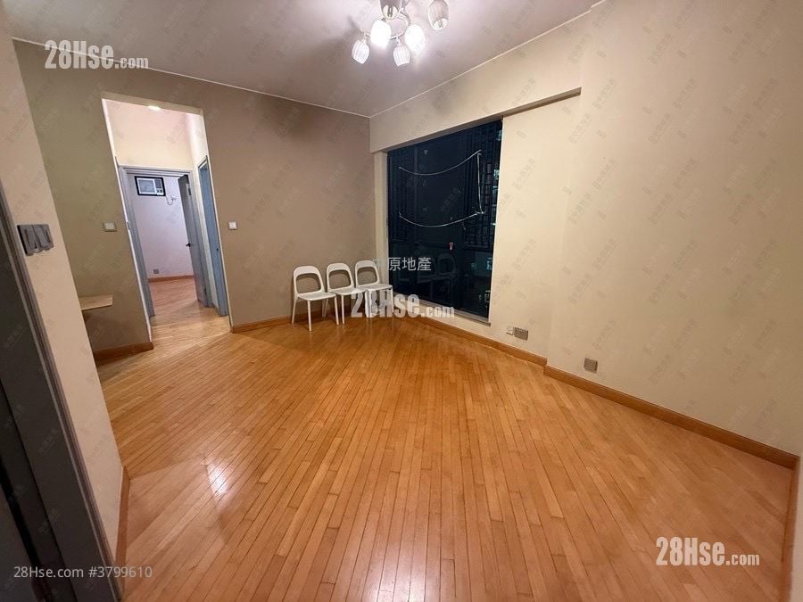 朗怡居 售盘 2 房 552 平方尺