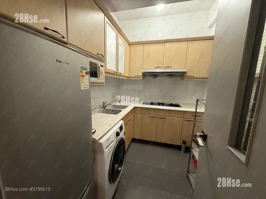 朗怡居 售盘 2 房 552 平方尺