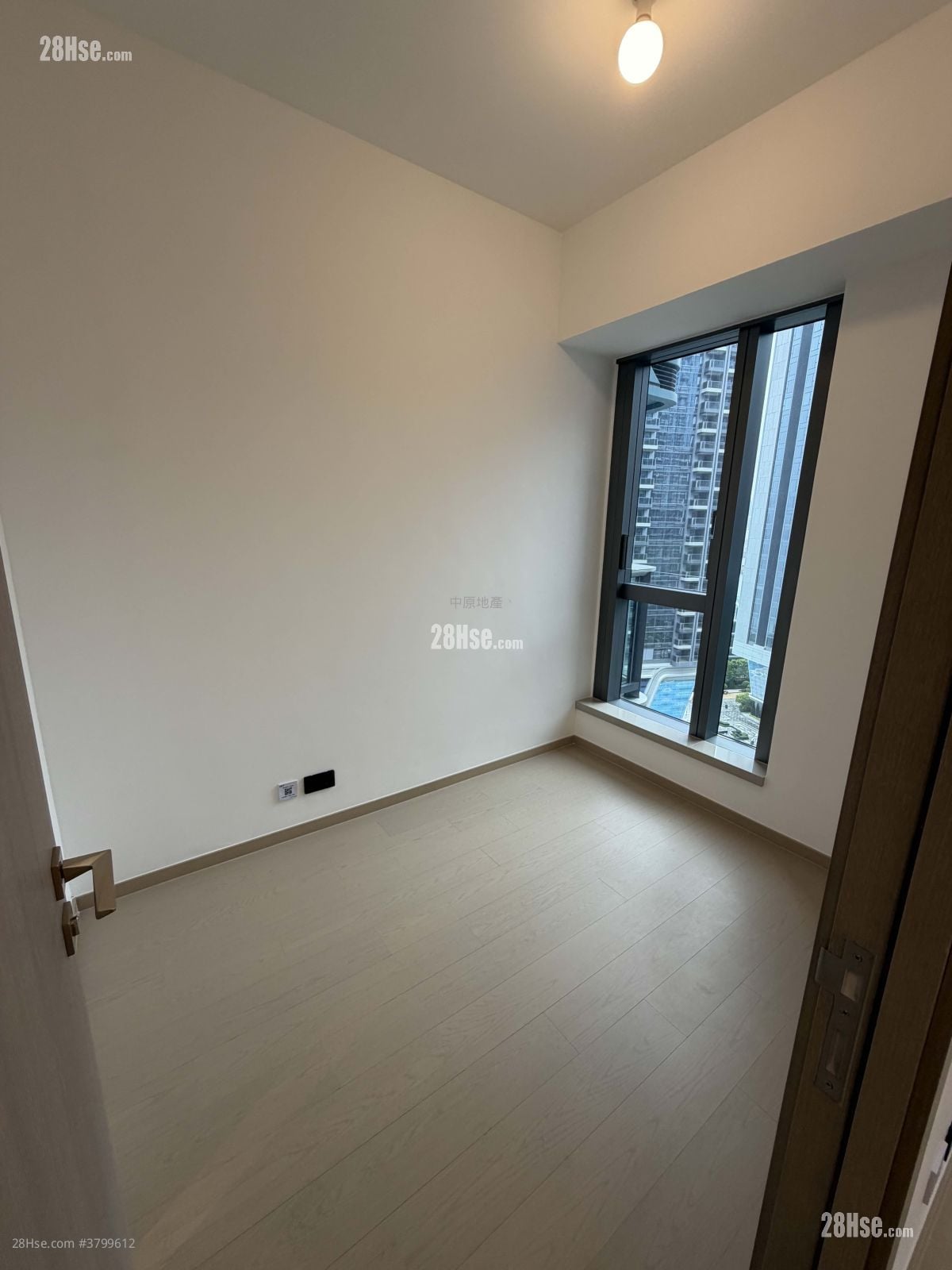 启德海湾 租盘 315 平方尺