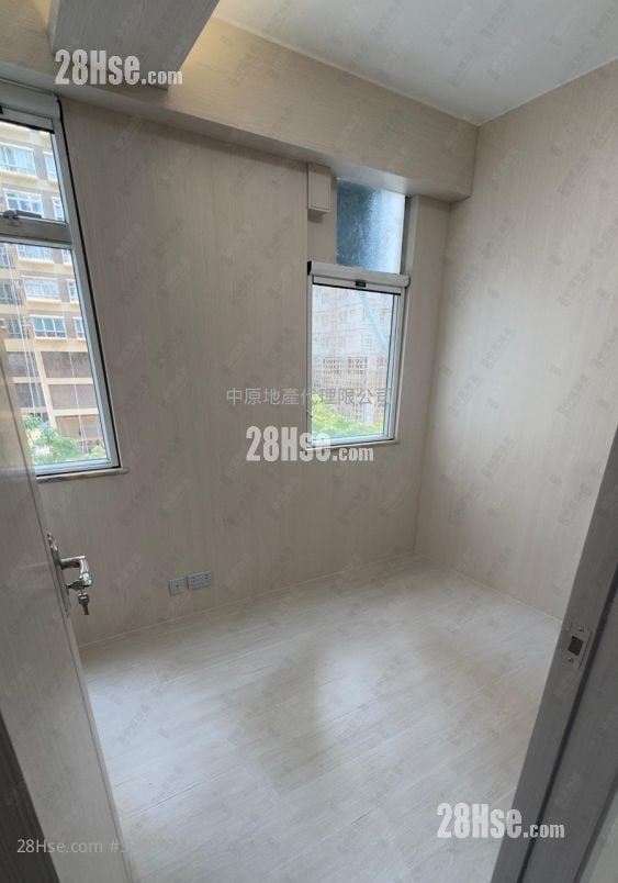 伟景花园 售盘 3 房 , 1 浴室 519 平方尺