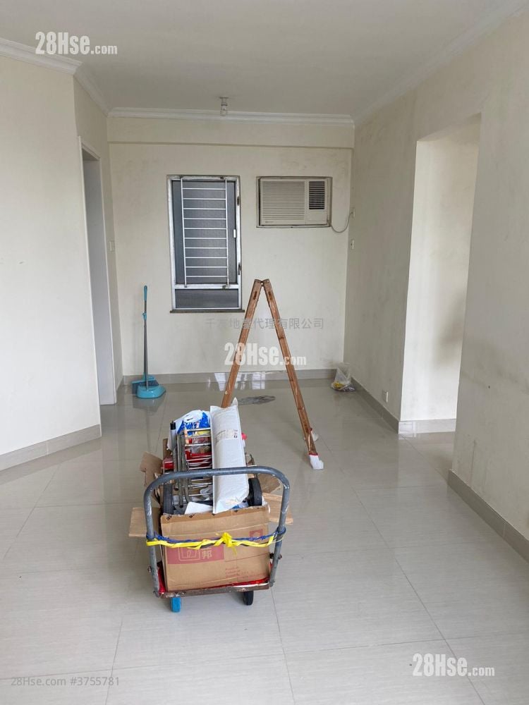 嘉湖山庄 租盘 2 房 , 1 浴室 449 平方尺