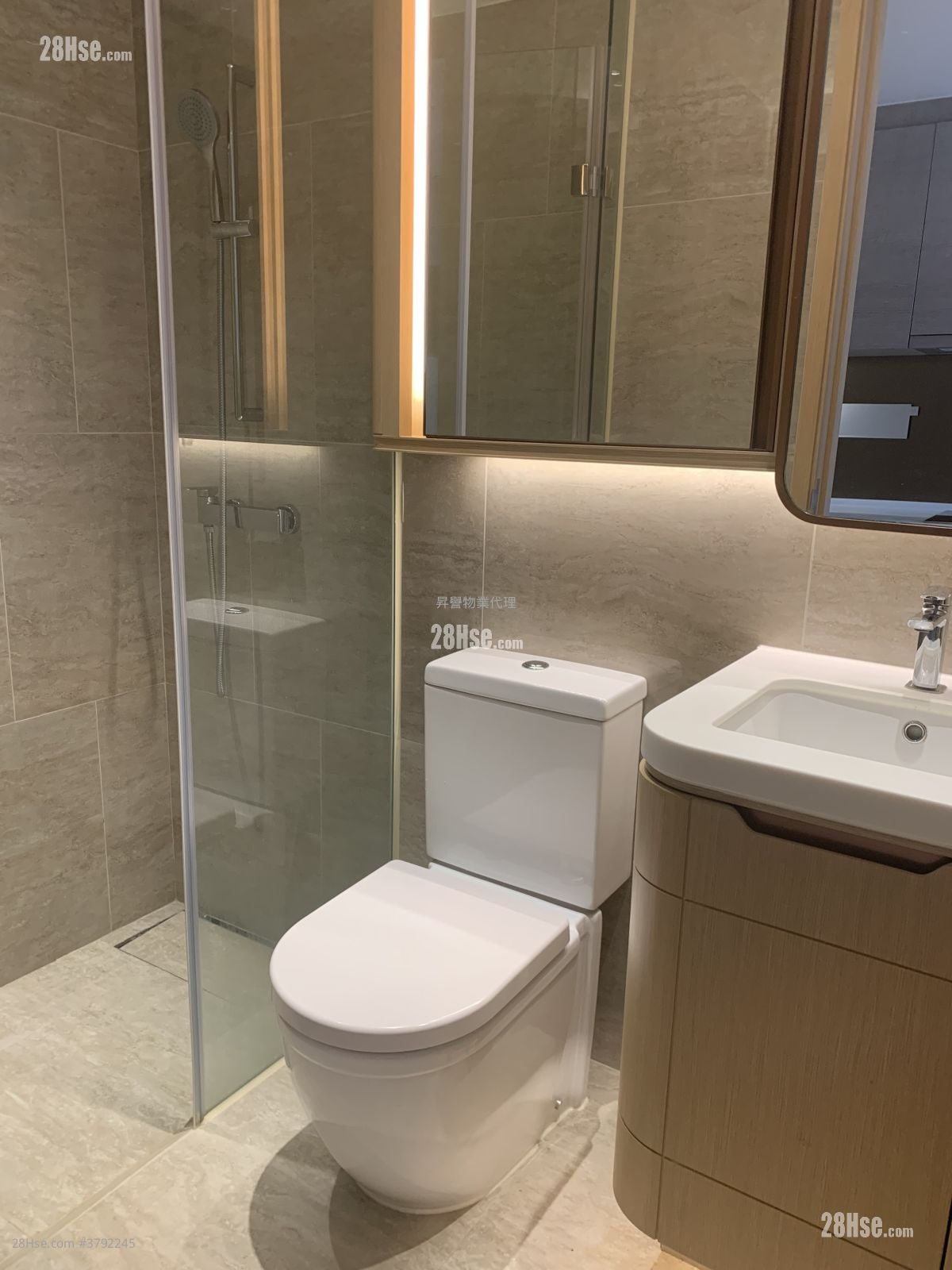 Upper East Rental Studio 194 ft²