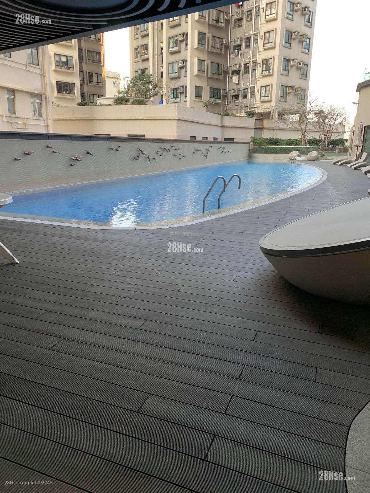 Upper East Rental Studio 194 ft²