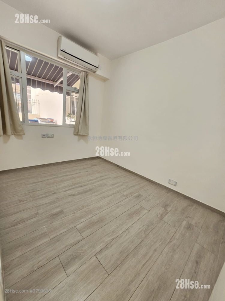 Chinese Mansion Rental 3 Bedrooms , 1 Bathroom 952 ft²