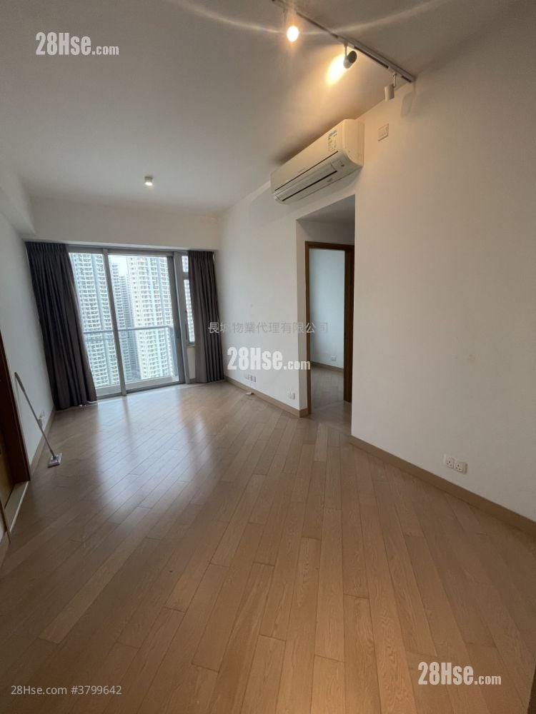 Century Link Rental 3 Bedrooms , 2 Bathrooms 638 ft²