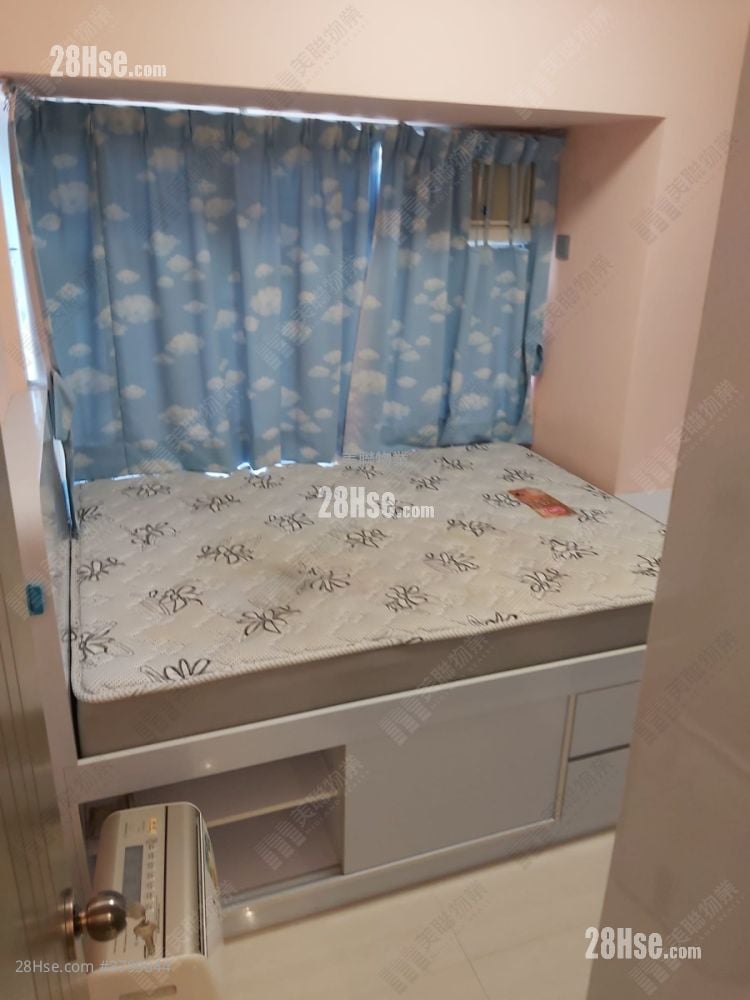 Po Sing Centre Sell 2 Bedrooms , 1 Bathroom 362 ft²