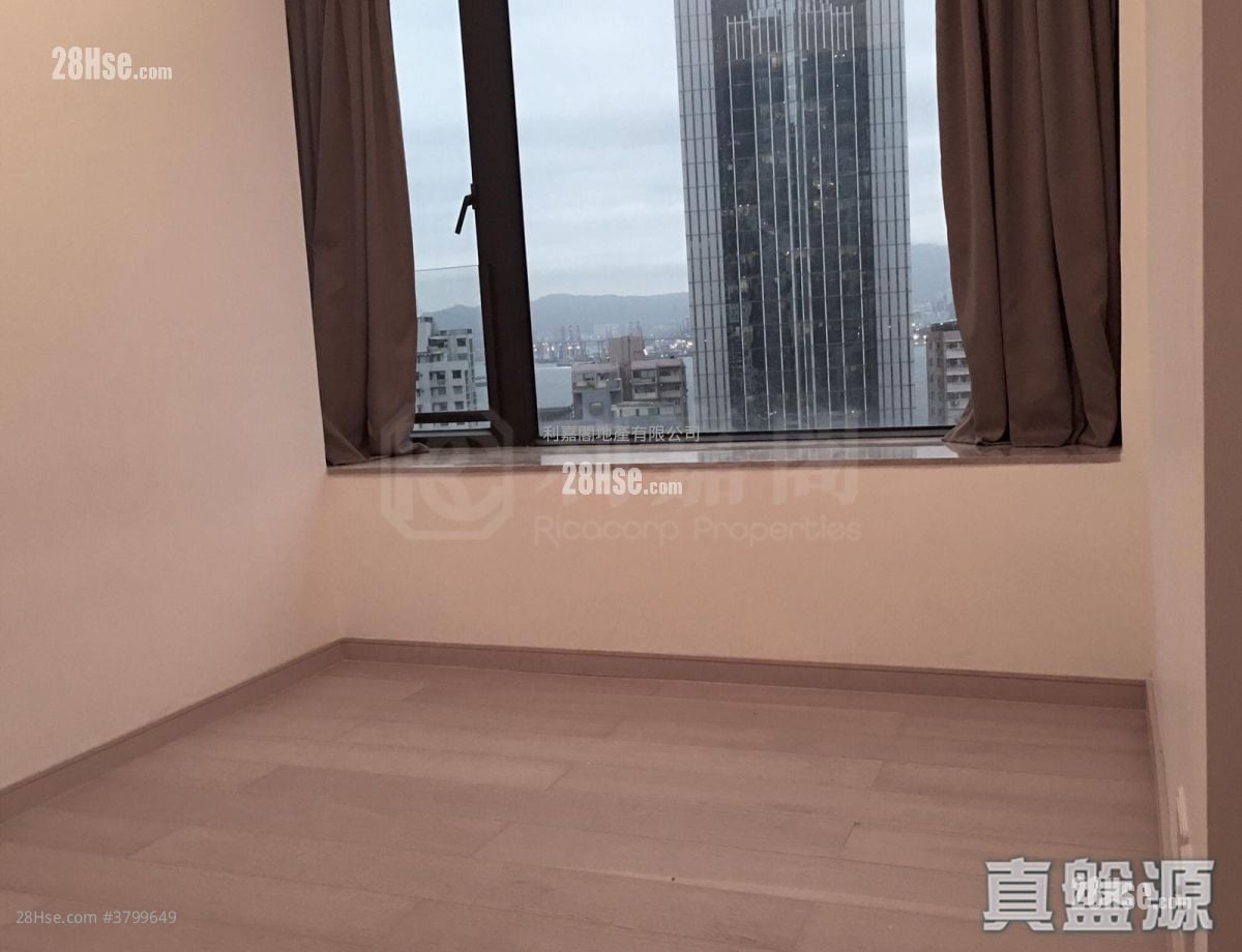 Altro Sell 2 Bedrooms , 1 Bathroom 450 ft²