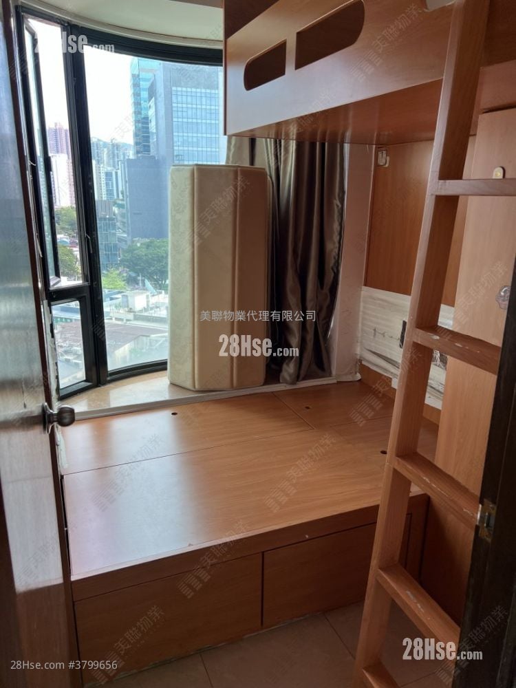 海禧华庭 售盘 2 房 394 平方尺