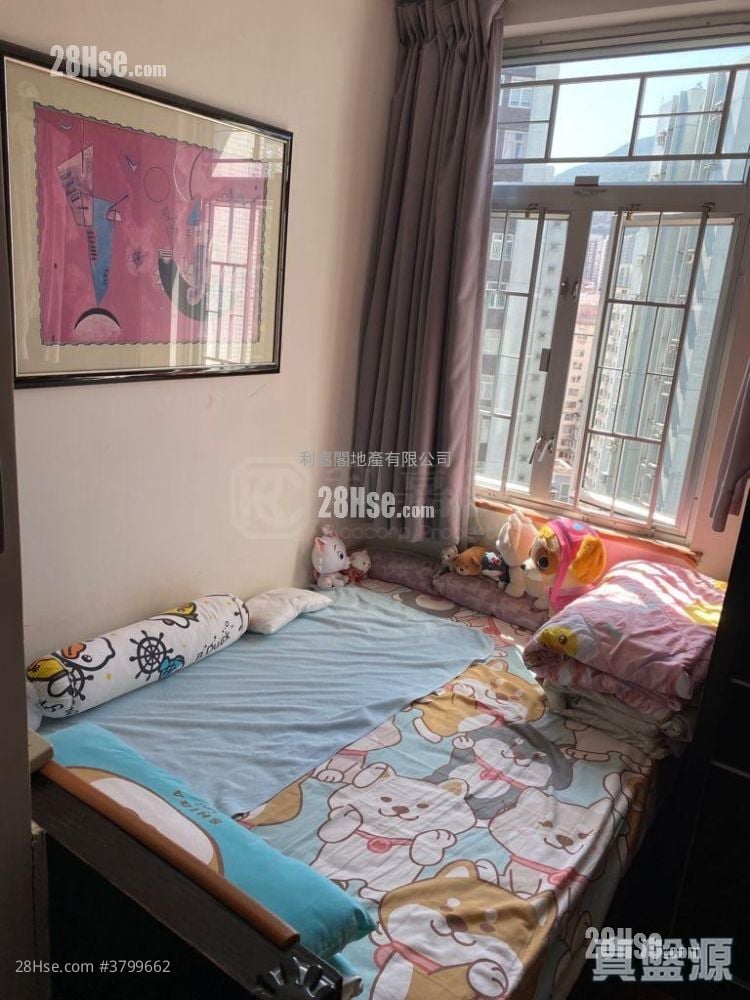 太古城 售盘 3 房 , 1 浴室 689 平方尺