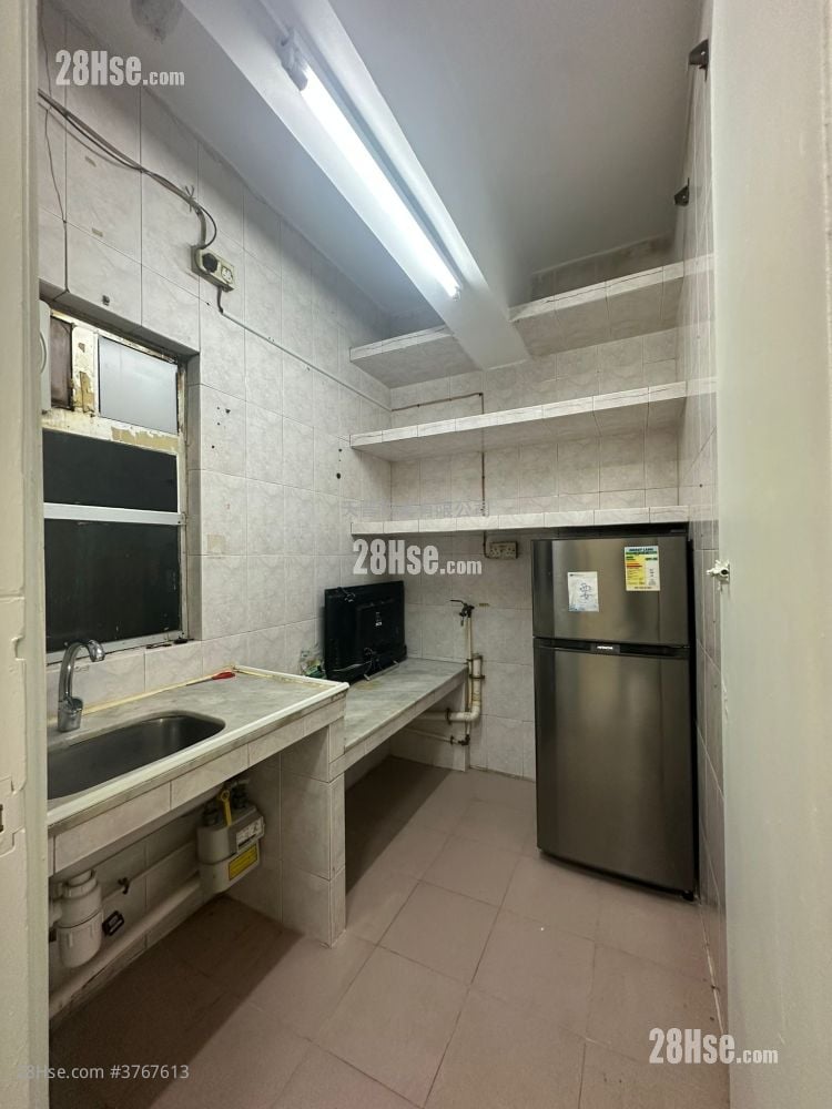 Po Teck Mansion Sell 2 Bedrooms , 1 Bathroom 366 ft²