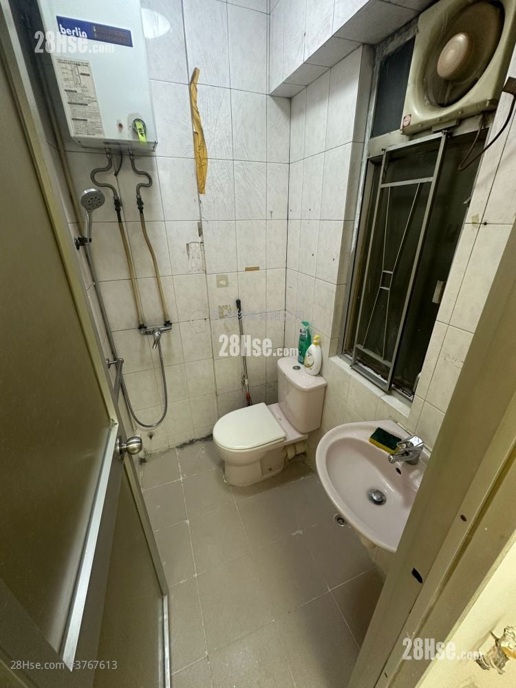 Po Teck Mansion Sell 2 Bedrooms , 1 Bathroom 366 ft²