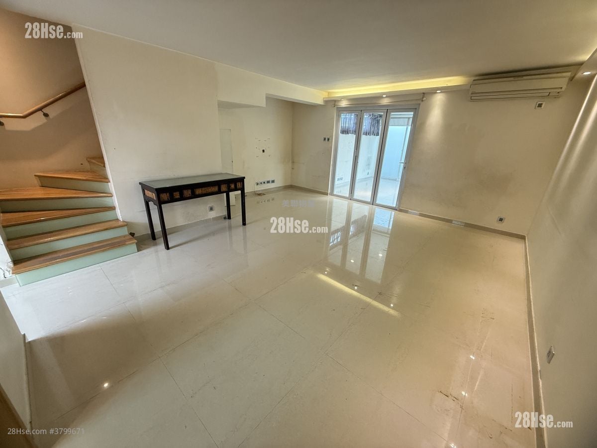 Fairview Park Sell 3 Bedrooms , 2 Bathrooms 848 ft²