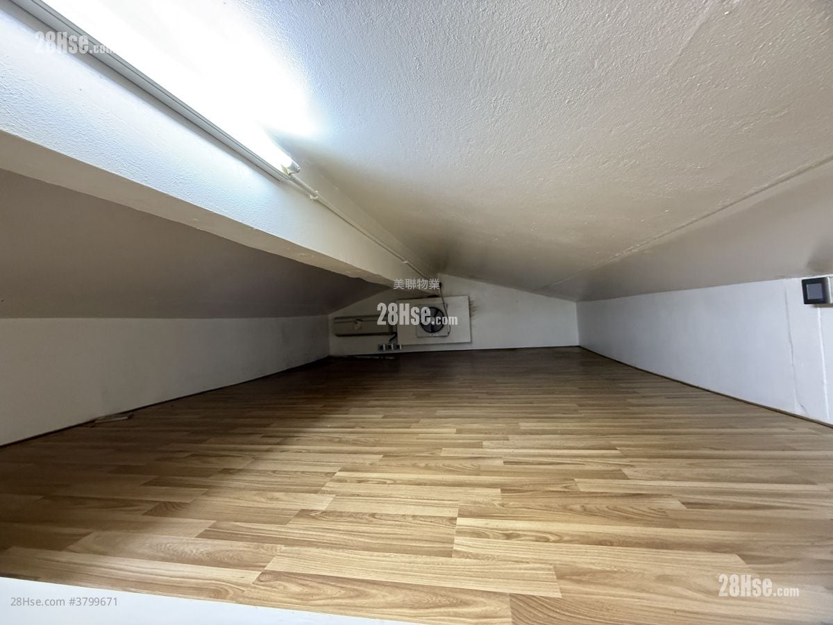 Fairview Park Sell 3 Bedrooms , 2 Bathrooms 848 ft²