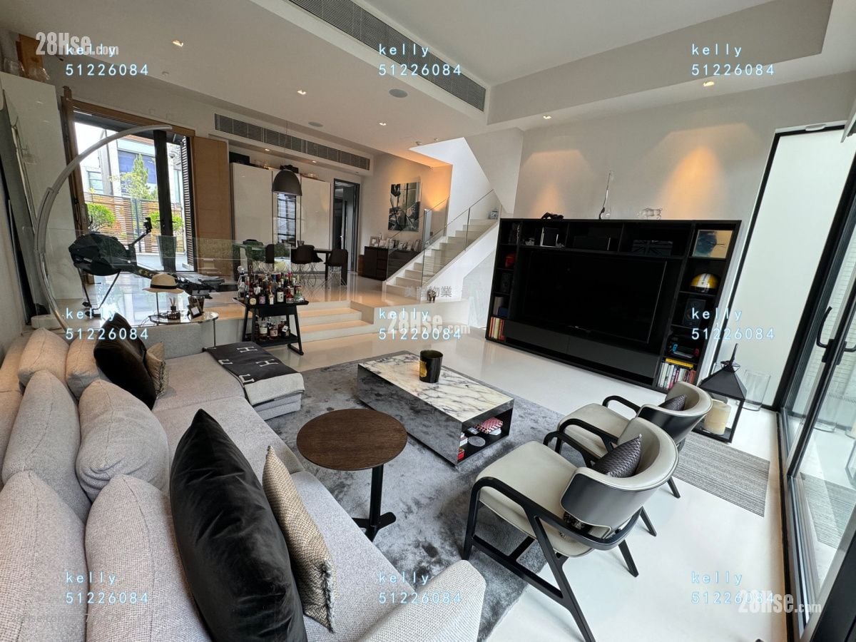 Valais Sell 3 Bedrooms , 4 Bathrooms 2,011 ft²