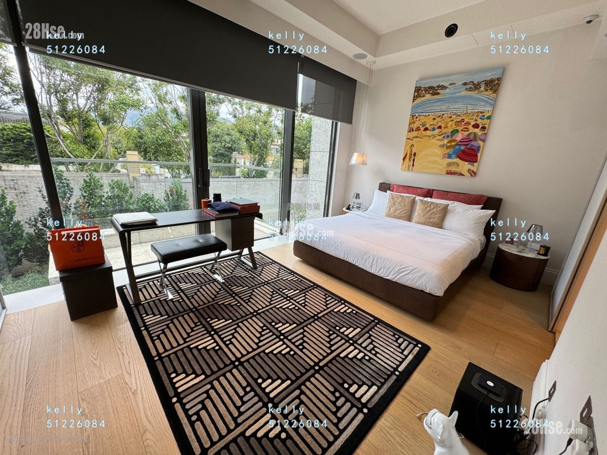 Valais Sell 3 Bedrooms , 4 Bathrooms 2,011 ft²