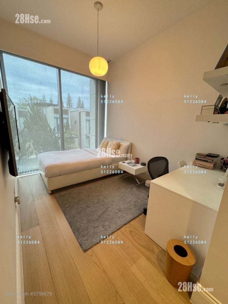 Valais Sell 3 Bedrooms , 4 Bathrooms 2,011 ft²