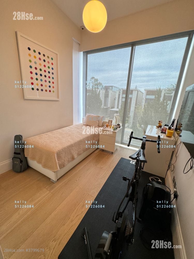 Valais Sell 3 Bedrooms , 4 Bathrooms 2,011 ft²