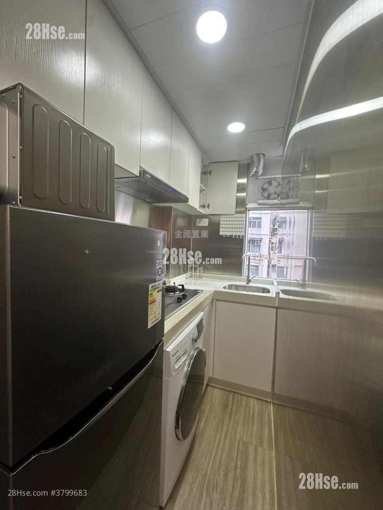 Fortune Court Sell 1 Bedroom , 1 Bathroom 214 ft²