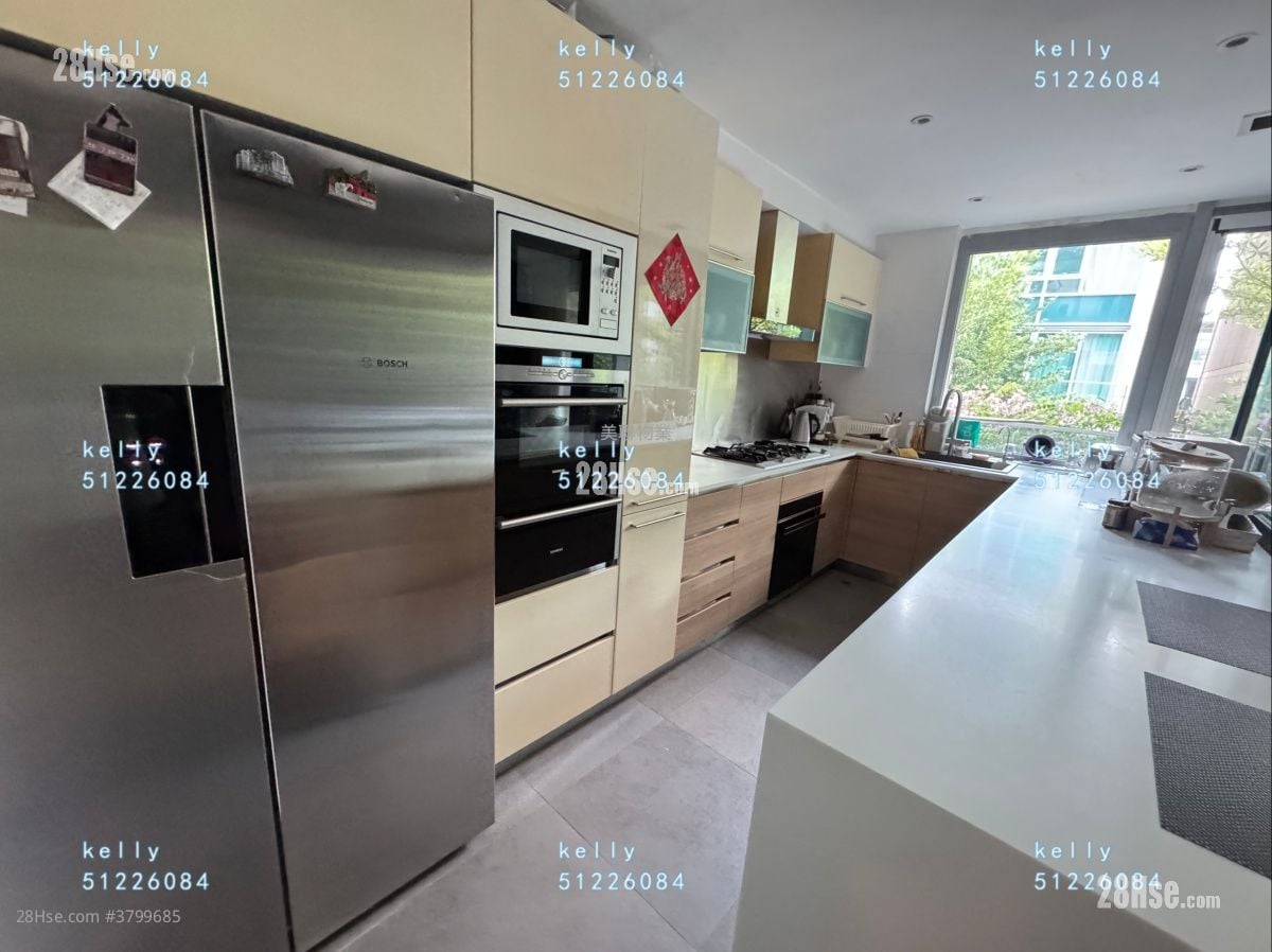 葡萄园 售盘 3 房 , 4 浴室 1,998 平方尺