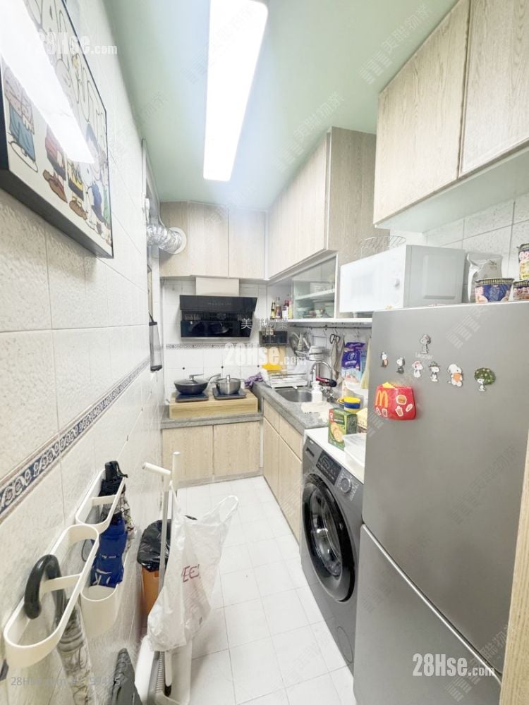 碧湖花园 售盘 2 房 , 1 浴室 400 平方尺