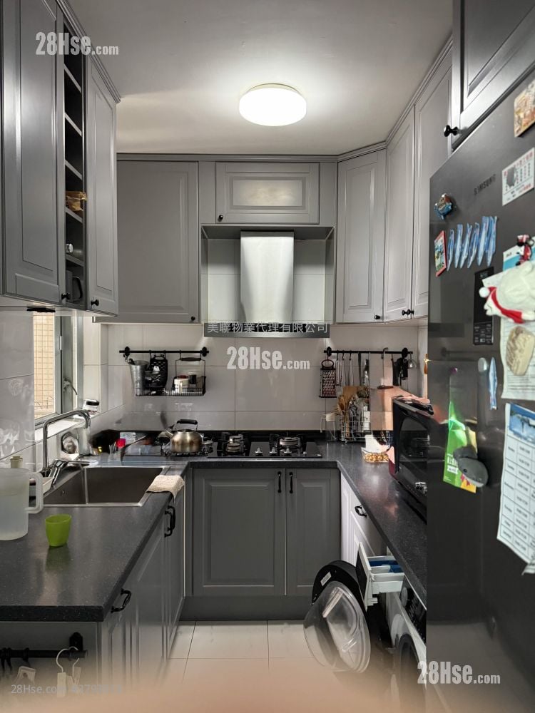 蓝天海岸 售盘 3 房 , 2 浴室 874 平方尺