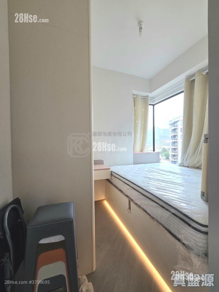 High Park Sell 2 Bedrooms 449 ft²