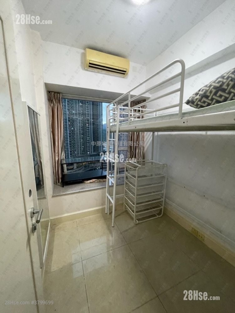 The Capitol Sell 2 Bedrooms , 1 Bathroom 518 ft²