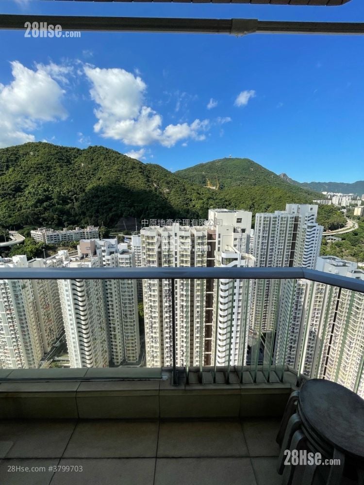 Beacon Lodge Sell 3 Bedrooms 603 ft²