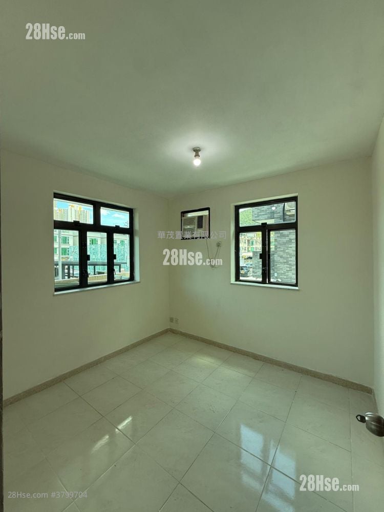 村屋 租盘 3 房 , 1 浴室 650 平方尺