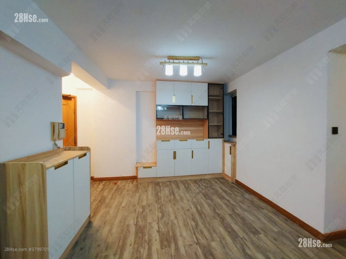 Scenic Garden Sell 3 Bedrooms , 2 Bathrooms 813 ft²