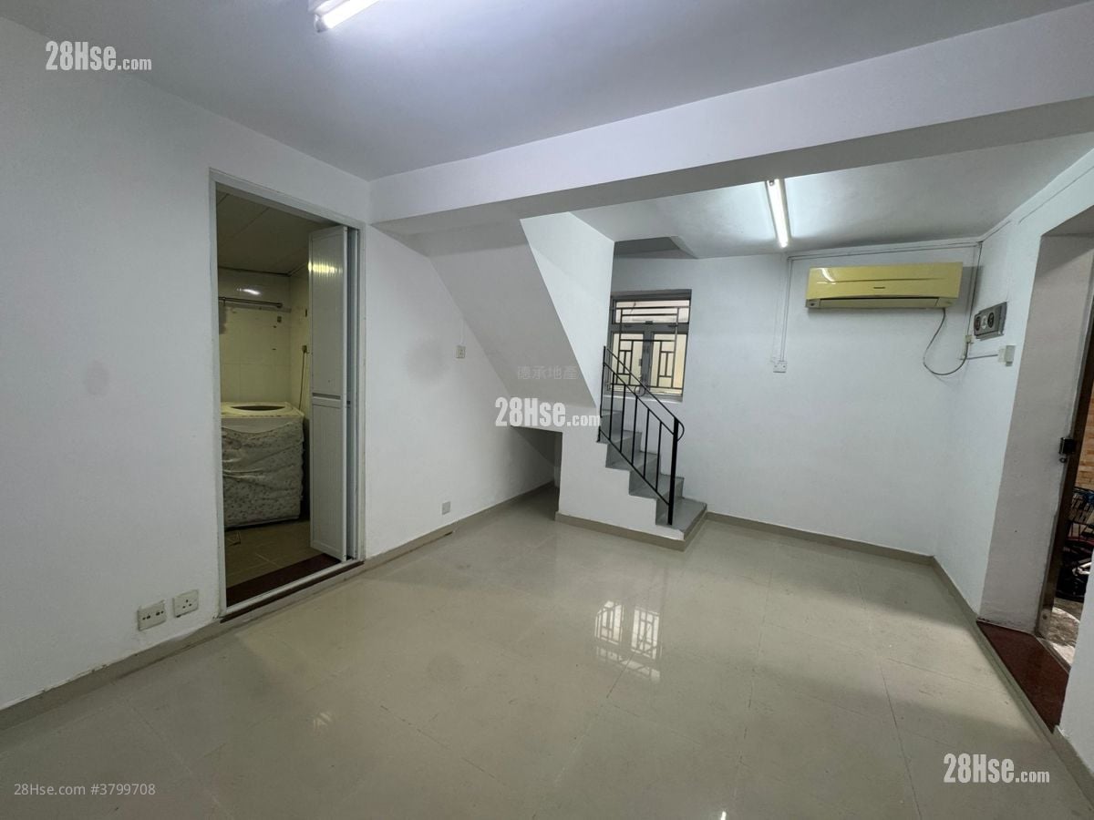 村屋 租盘 2 房 , 1 浴室